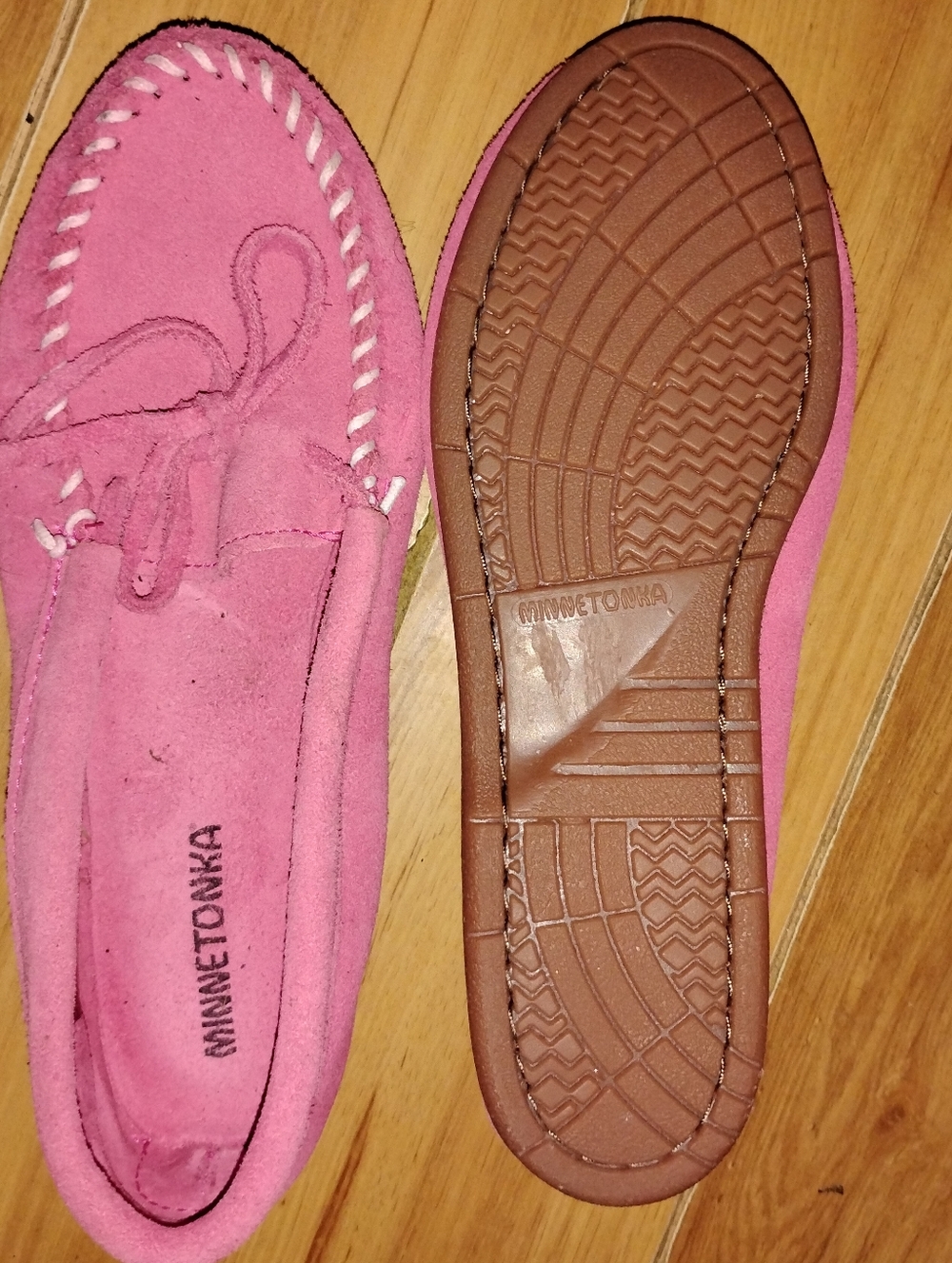 Minnetonka Pink Suede Bow Moccasins